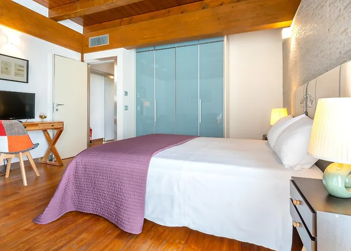 Casale Delle Ronde B&B