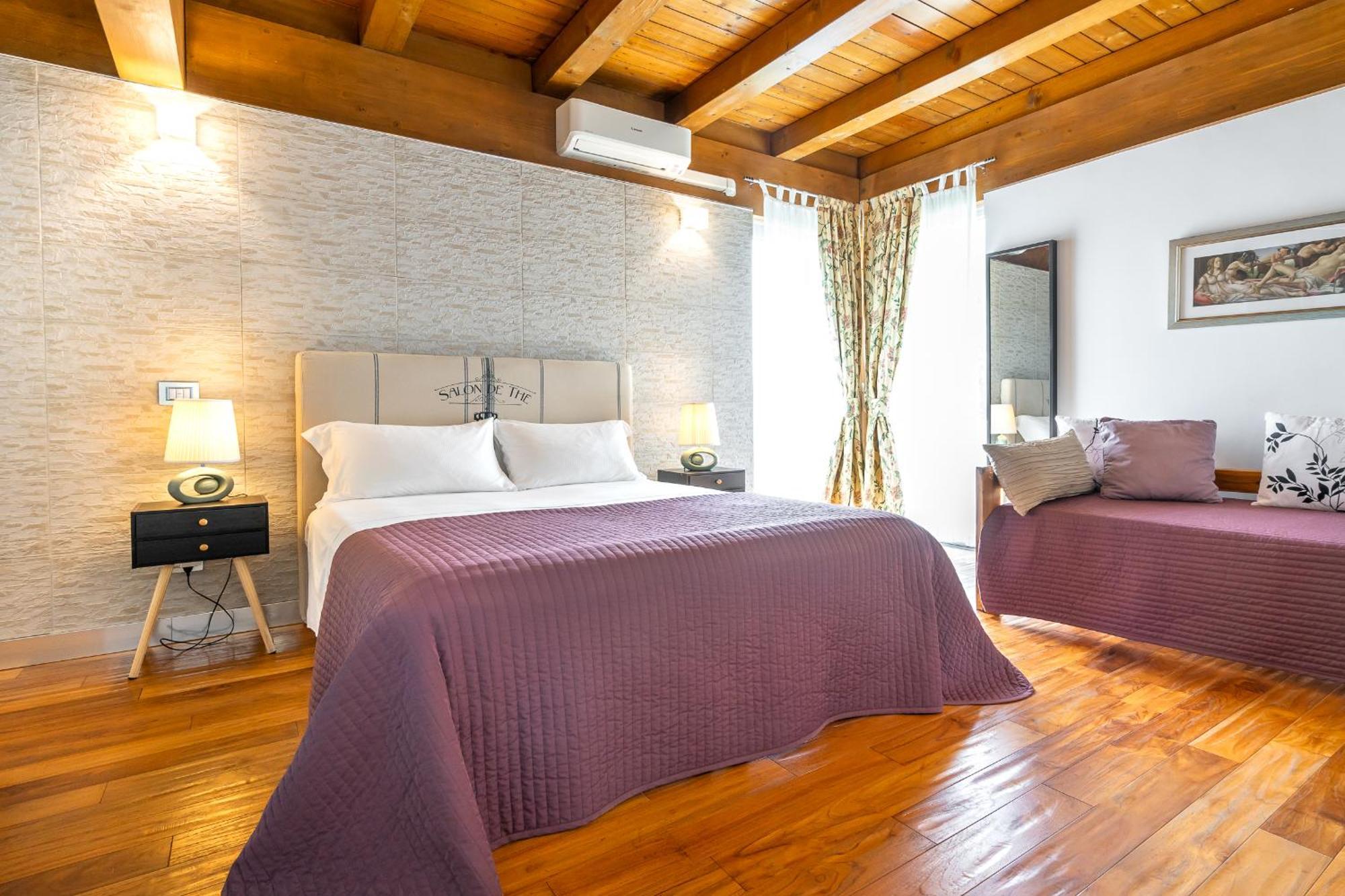 Casale Delle Ronde Bed & Breakfast