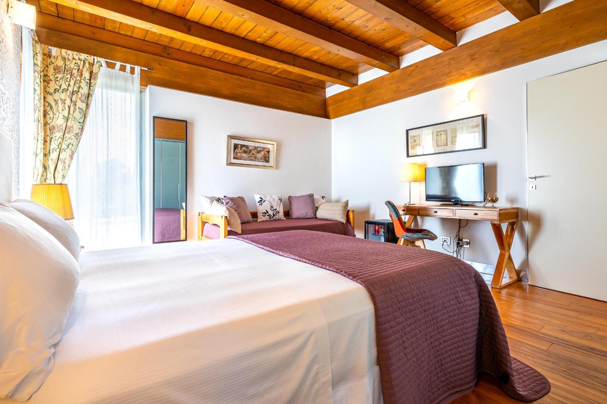 Bed & Breakfast Casale Delle Ronde Latina